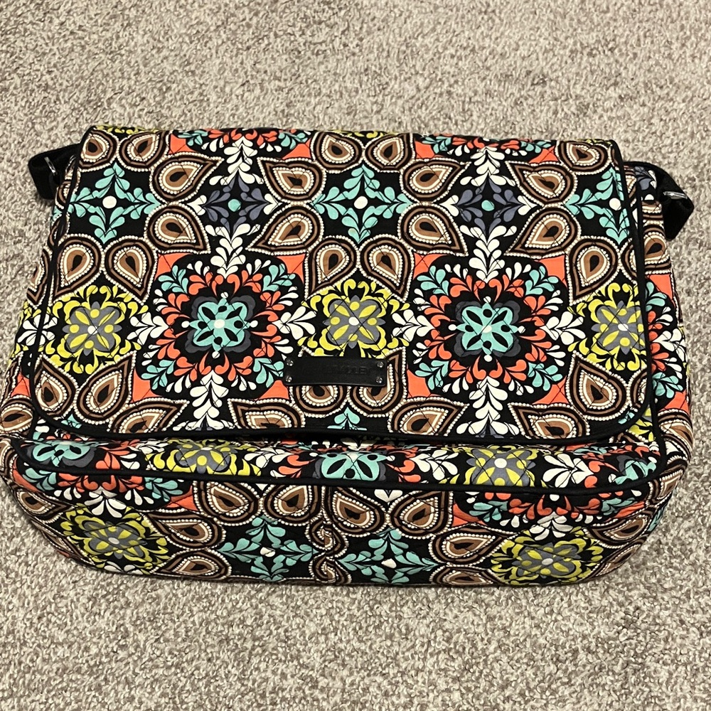 VERA BRADLEY MESSENGER LAPTOP BAG IN SIERRA PATTERN DESIGN